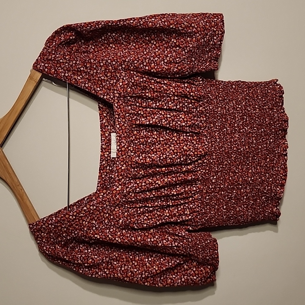 UNIVERSAL THREADS BOHO TOP